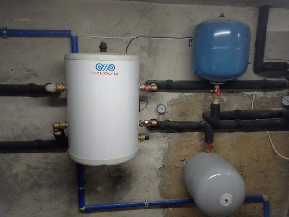 Kotłownia — kocioł z instalacją hydrauliczną